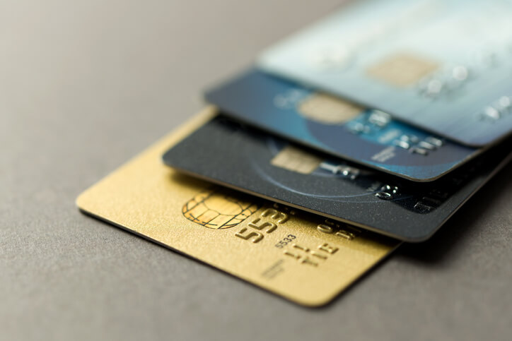 カードのランク別のクレジットカード限度額平均