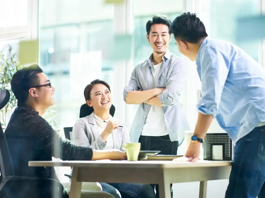 インサイダー取引とは？規制されている理由や罰則、事例も紹介！ - 女性・初心者向け資産運用セミナーのマネカツ