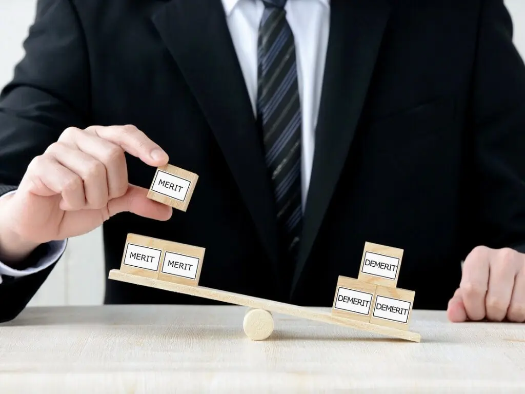 特定口座と一般口座の違い！源泉徴収あり・なしのメリットデメリット - 女性・初心者向け資産運用セミナーのマネカツ