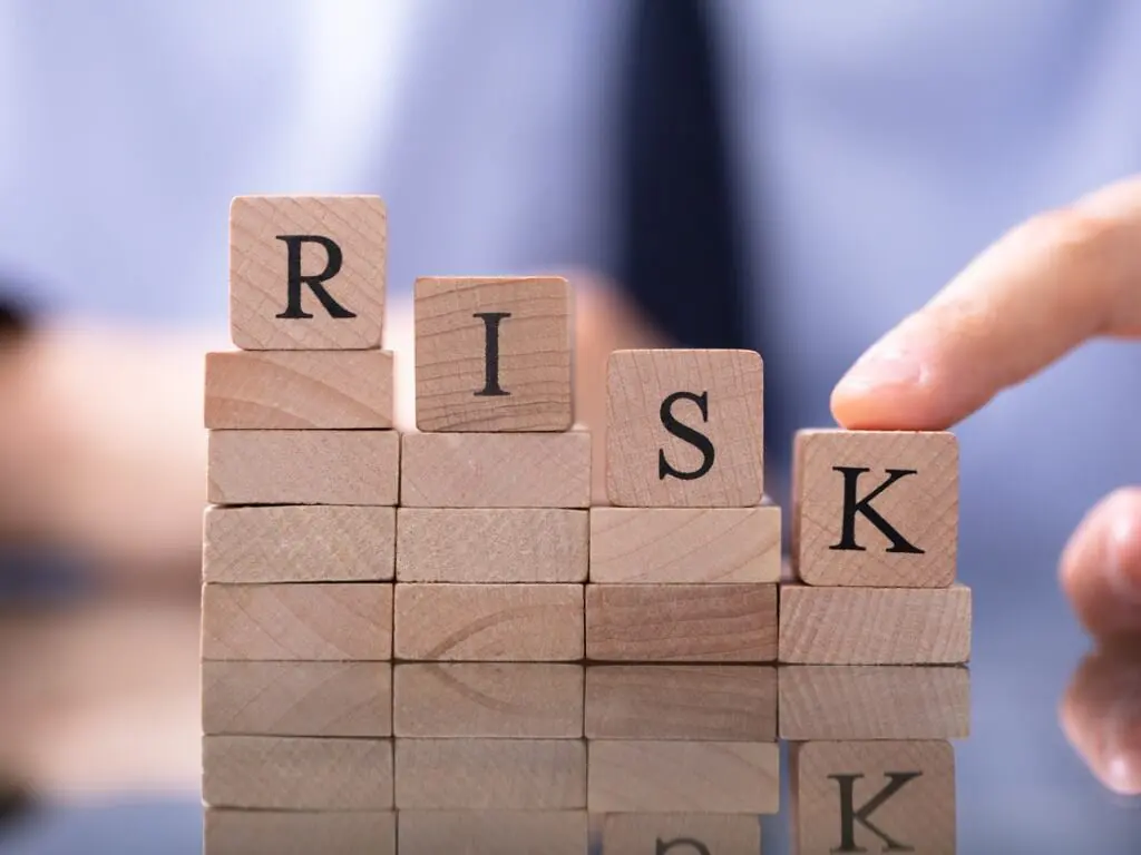 銀（シルバー）投資がおすすめな理由！メリット・デメリットや投資方法を解説 - 女性・初心者向け資産運用セミナーのマネカツ